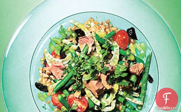Salată Farro, fasole verde și fenicul cu ton