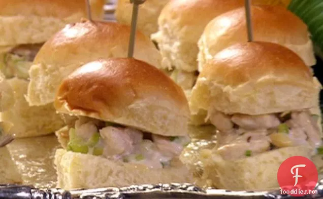 Sliders Salata De Pui