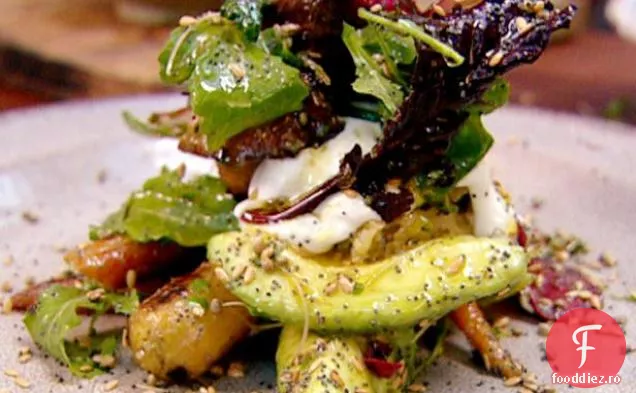 Prăjiți Salată de morcov și Avocado cu pansament de portocale și lămâie