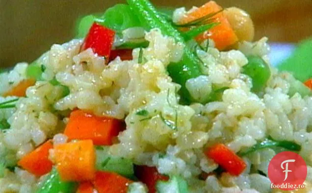 Salate de orez de legume cu fasole