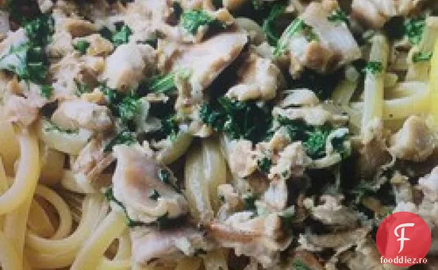 Linguine cu sos de scoici albe