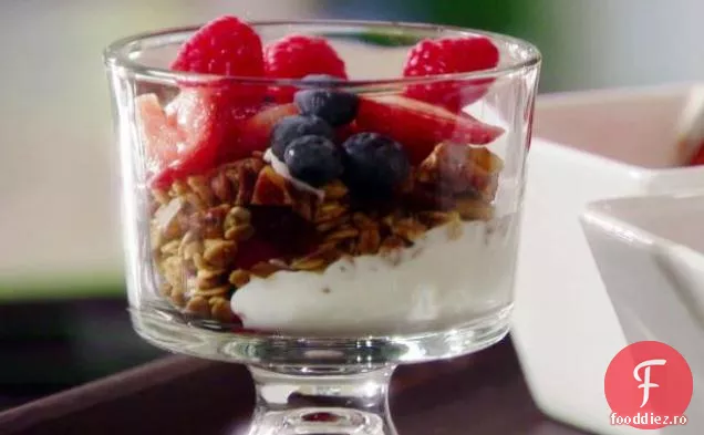 Granola Parfait De Casă
