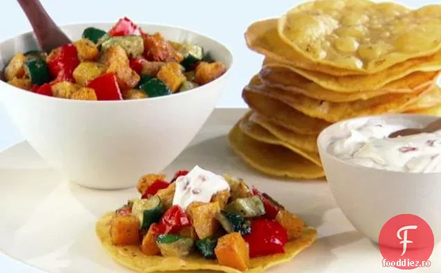 Tostadas de legume prăjite cu cremă de Chipotle