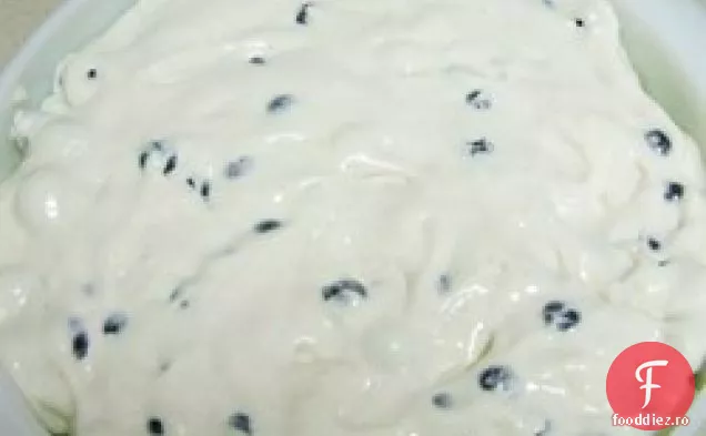 Ultimo ' s No-Bake Blueberry Squares