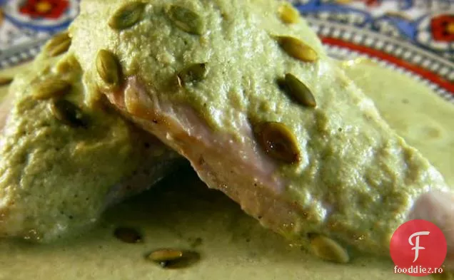Pui în sos verde Pipian