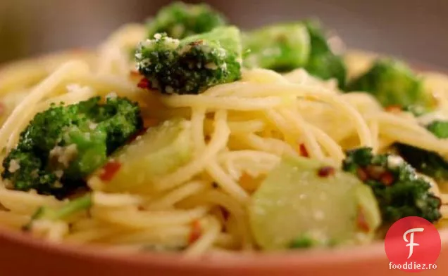 Spaghete și Broccoli Aglio Olio