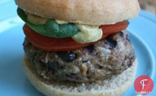 Burgeri De Curcan Cu Fasole Neagră