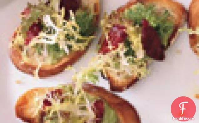 Bruschetta cu fasole Fava, verdeață și portocale de sânge