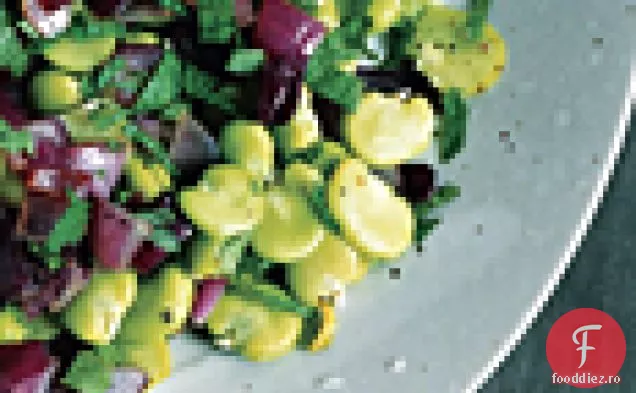 Fasole Fava cu ceapă roșie și mentă (Fave con Cipolla Rossa e Menta )
