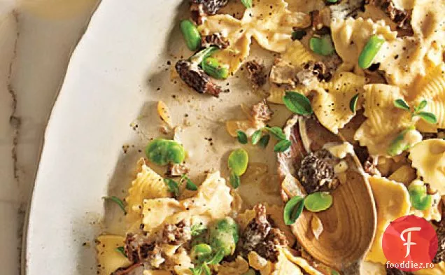 Farfalle cu fasole Fava, ciuperci Morel și Mascarpone