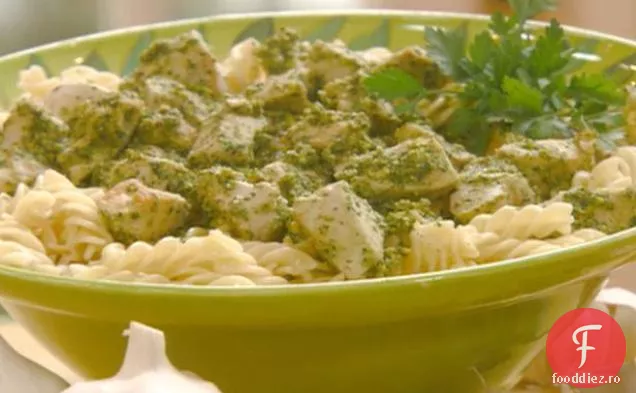 Pui cu Pesto de fistic-pătrunjel
