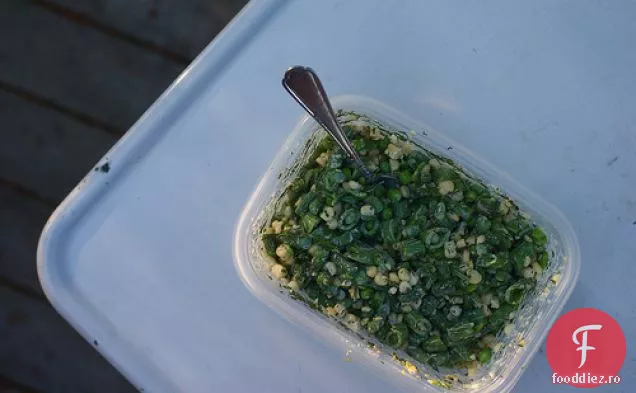Salată De Legume La Începutul Verii