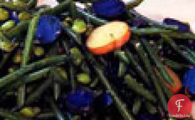 Haricot Vert, Edamame și salată de cartofi Violet
