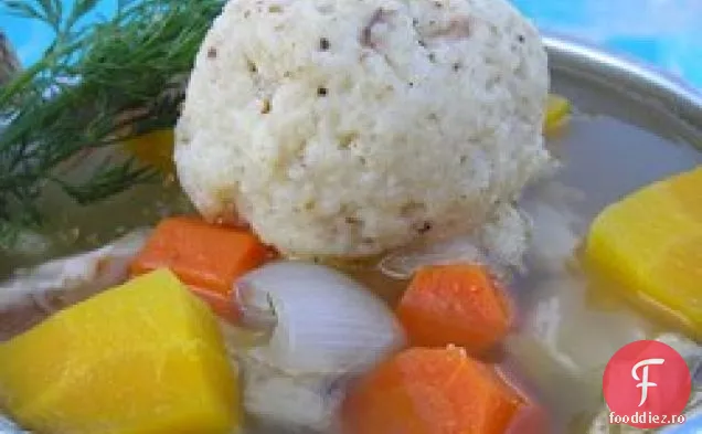 Supă de pui de familie Angel cu bile Matzo