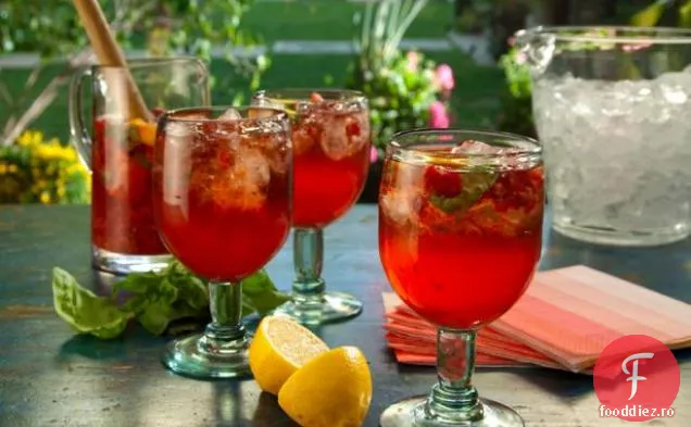 Zmeură Busuioc Limoncello Cocktail