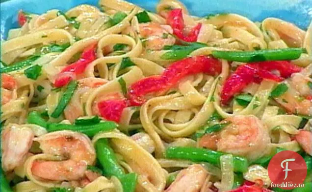 Skillet creveți Scampi cu Fettuccine