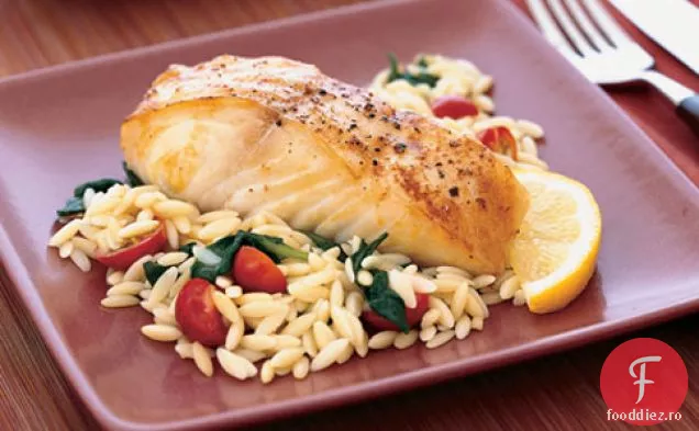 Halibut La Cuptor Cu Orzo, Spanac Și Roșii Cherry