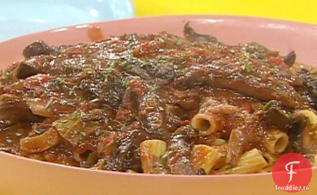 Trei Rigatoni De Ciuperci
