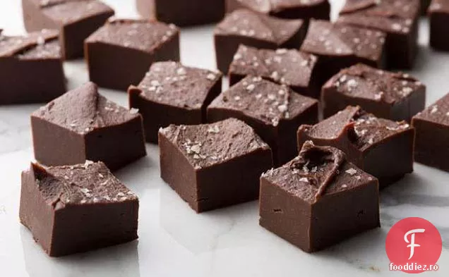 Scorțișoară-Ciocolată Fudge