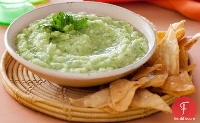 Tomatillo Guacamole