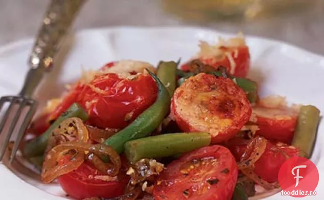 Ceapă caramelizată, fasole verde și Tian de roșii Cherry