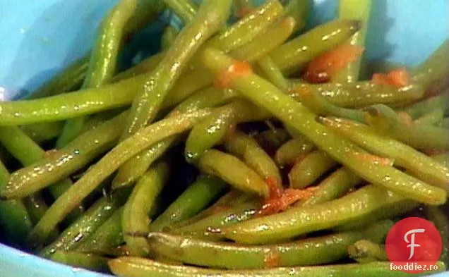 Fasole verde cu ceapă