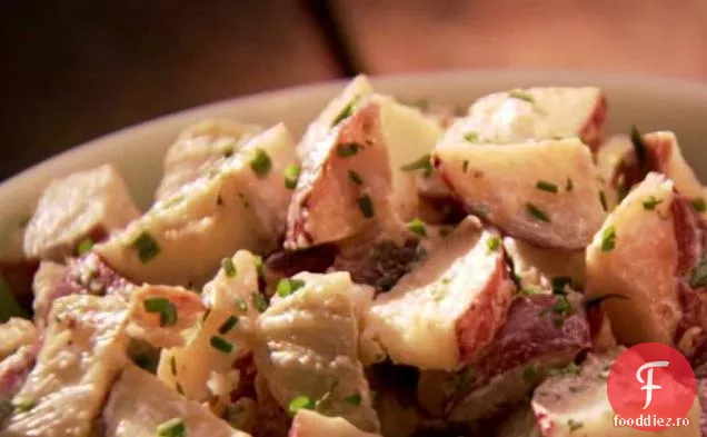 Salată de cartofi prăjiți și fenicul