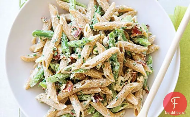 Salată de Penne cu fasole verde și cereale integrale