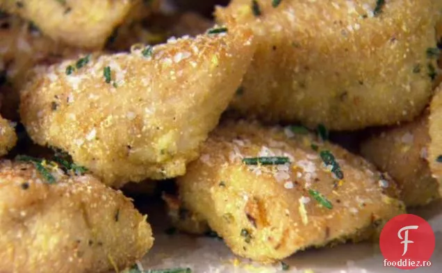 Pui crocant cu sare de rozmarin-lămâie