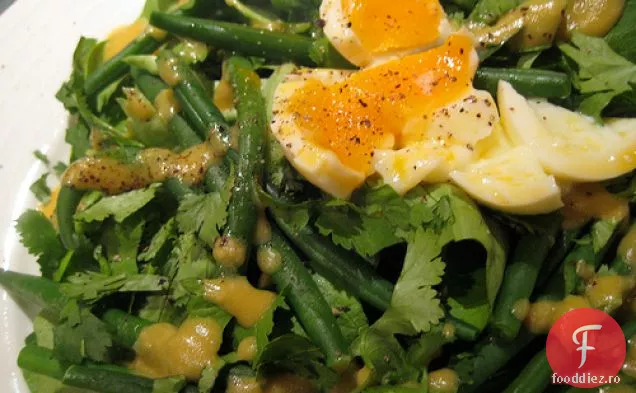 Salată De Fasole Verde Cilantro