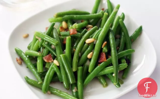 Salată De Fasole Verde Cu Vinetă De Mandarină