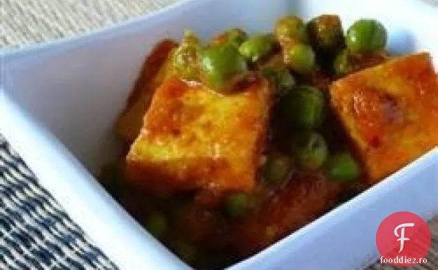 Indian Matar Paneer (brânză de vaci și mazăre)