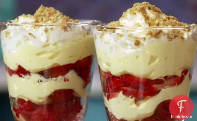 Foarte Berry Dreamboat Parfaits