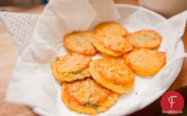 Clătite de mare chiliene sau Bindaetteok (clătite coreene de fasole mung)