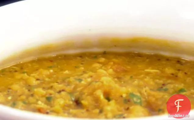 Tocană de vară indiană: dovlecei de nucă, nucă de cocos și tocană de linte