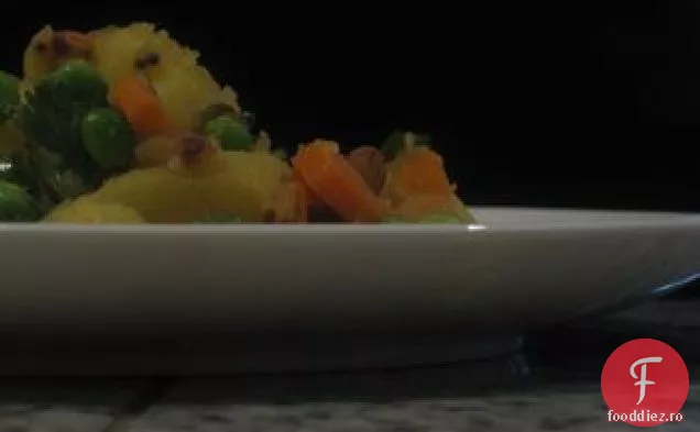 Salată de cartofi condimentată Indian