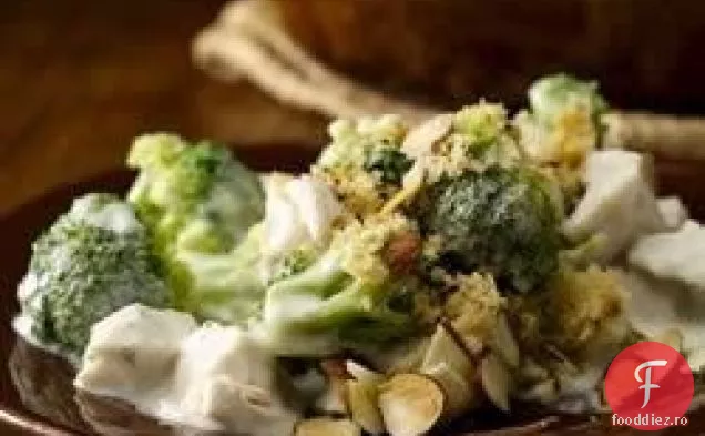 Alfredo Turcia Divan