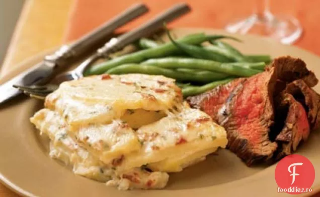 Asiago, cartofi și Gratin de slănină