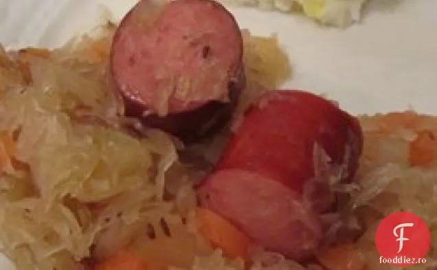 Sandy ' s Sweet Slow Cooker Sauerkraut