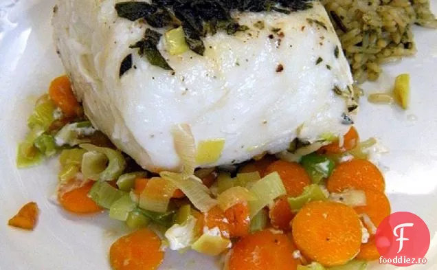 Halibut Cu Morcovi Și Praz En Papillote