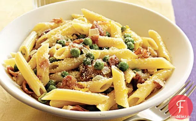 Penne cu mazăre dulce și Prosciutto