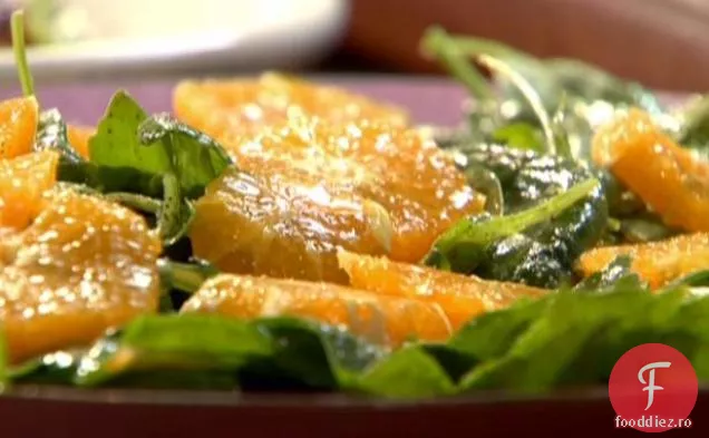 Salată de spanac și rucola cu portocală