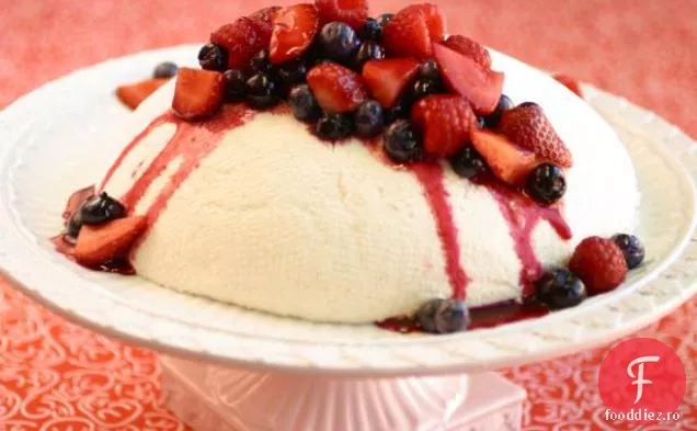 Cheesecake cu cremă proaspătă cu fructe de vară