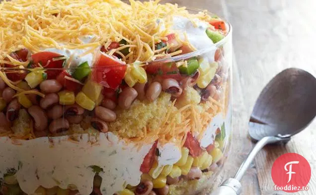 Salată De Pâine De Porumb