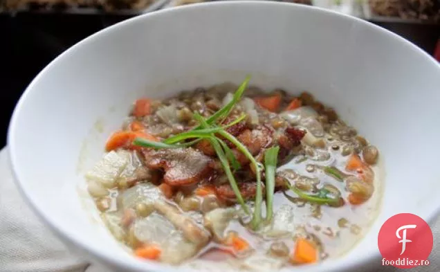 Cina În Seara Asta: Supă De Linte Și Slănină