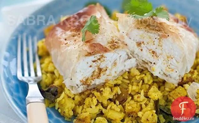 Halibut condimentat Indian în Phyllo
