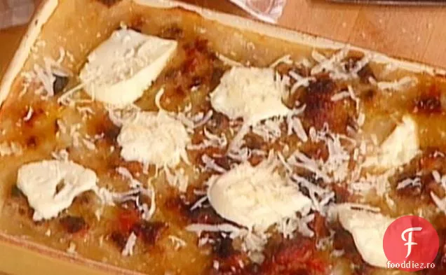 Plăcintă cu mămăligă cu cârnați: Patissada di mămăligă