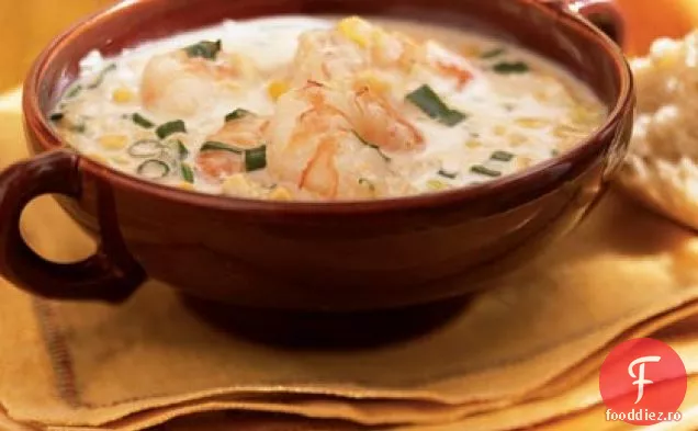 Castron cremos de creveți și porumb