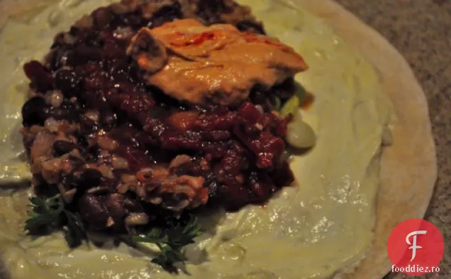 Burritos De Fasole Neagră Cu Sos Cremos Chipotle