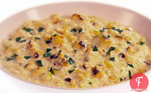 Porumb cremă la grătar cu parmezan